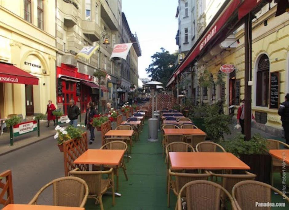 Raday Street, Spacious, Modern Apartment Budapest Esterno foto